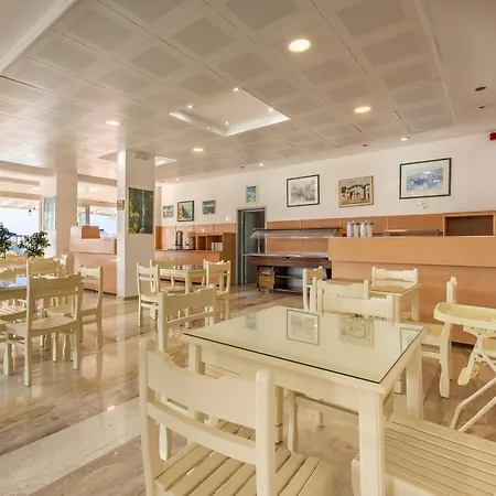 Tropical Sol Hotell 3*