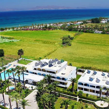 Tropical Sol Hotell 3*