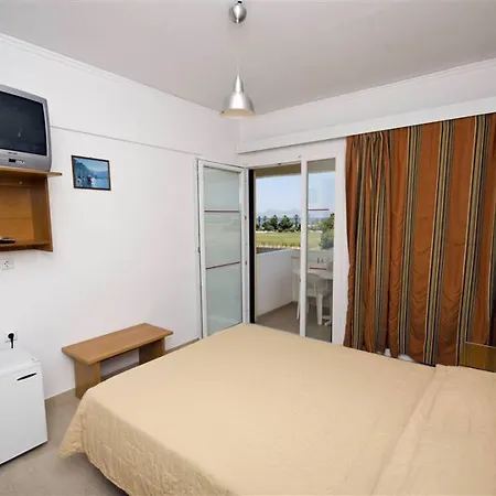 Tropical Sol Hotell 3*