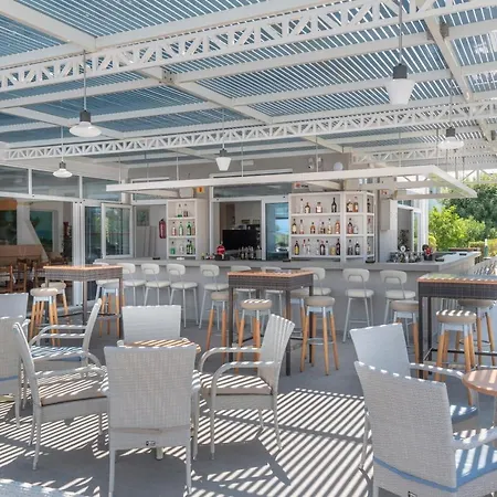 Tropical Sol Hotell 3*